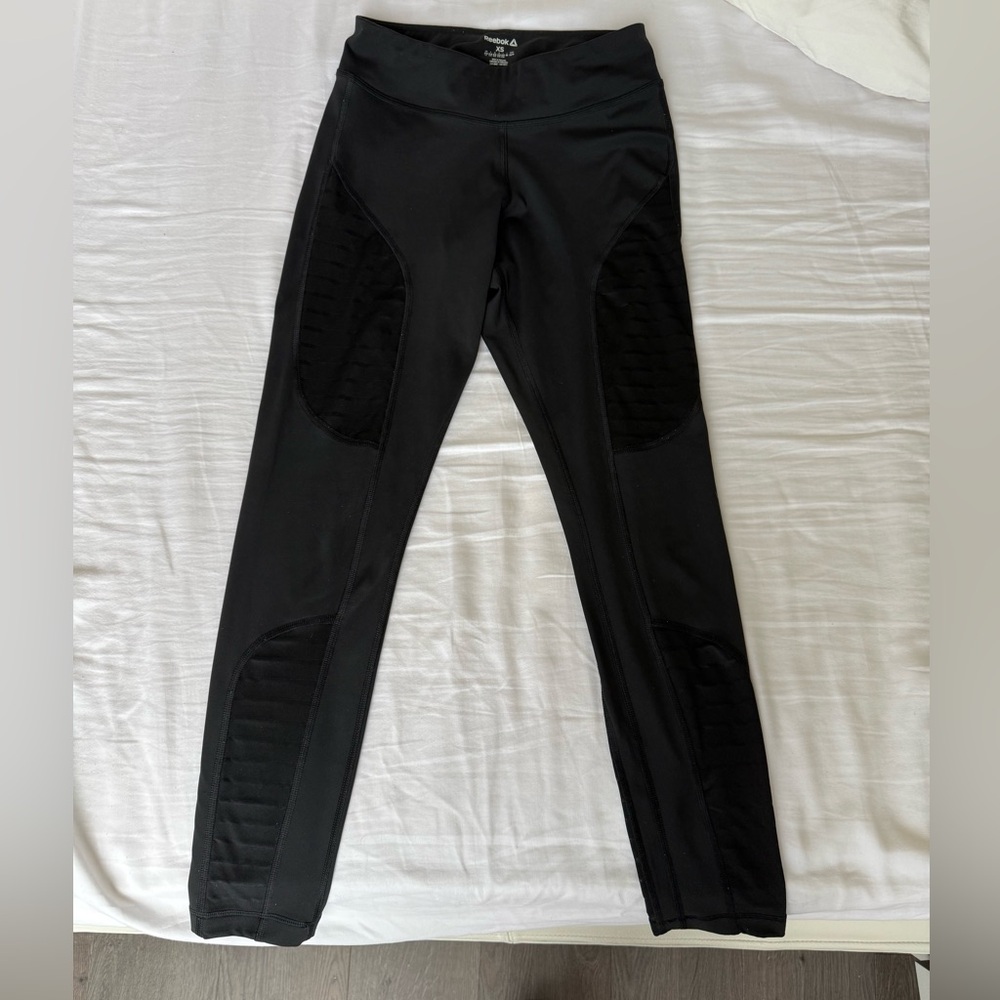 Reebok Black Performance Striped 7/8 Leggings